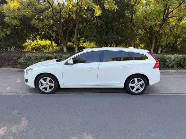 Volvo V60 2013