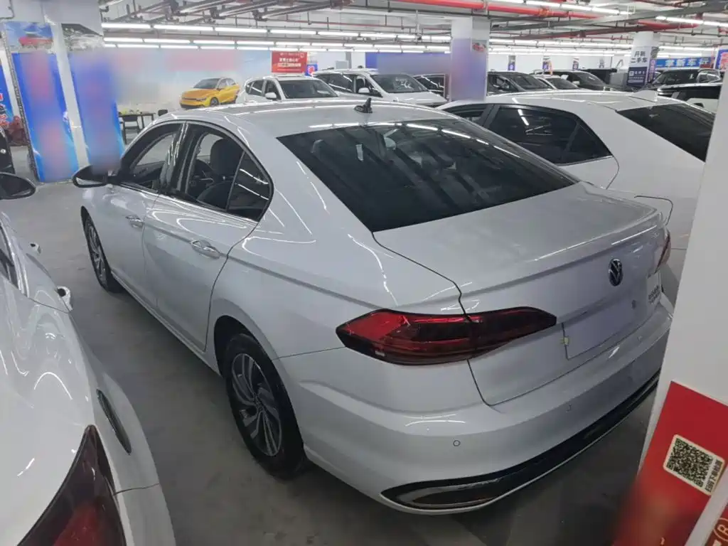 Volkswagen Bora 2024