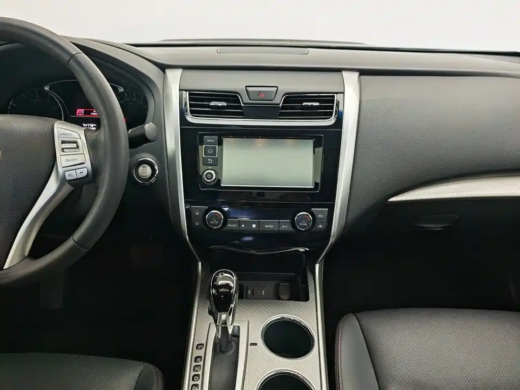 Nissan Teana 2016 — фото 12