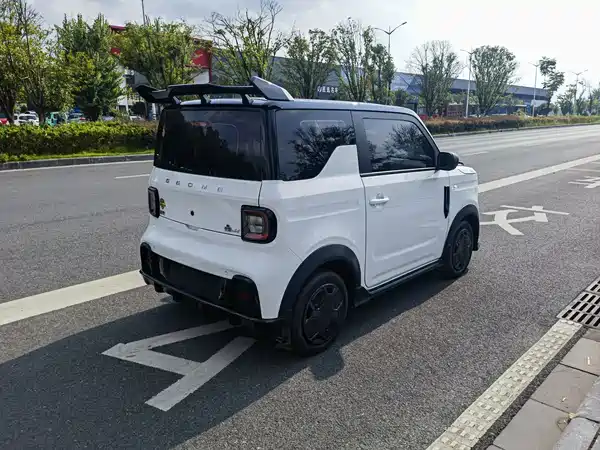 Geely Galaxy Panda 2025