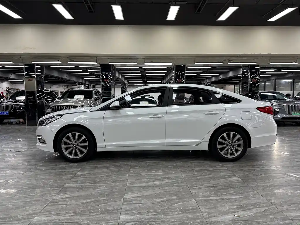 Hyundai Sonata 2016 — фото 16