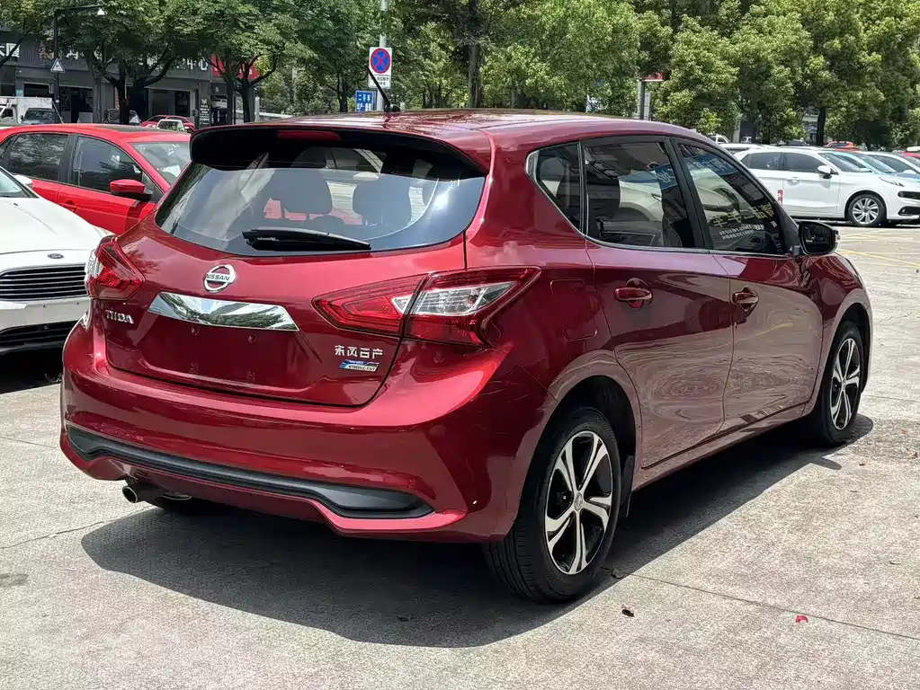 Nissan Tiida 2016