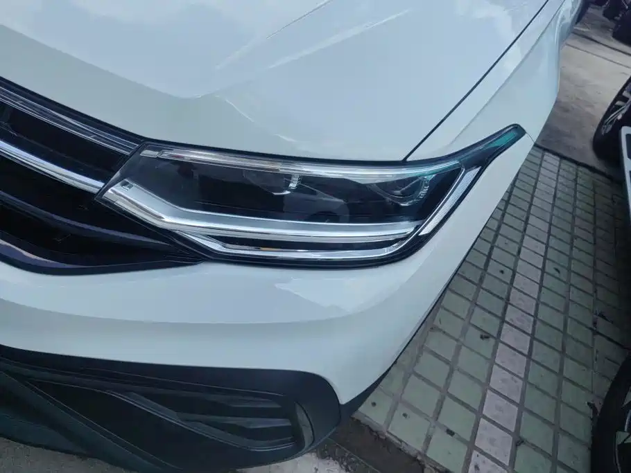 Volkswagen Tiguan L 2025