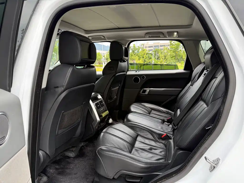 Land Rover Range Rover Sport 2014 — фото 10