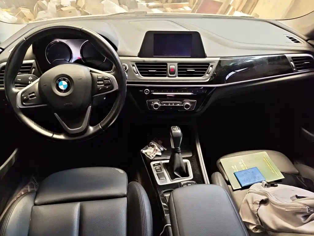 BMW 1 Series 2018 — фото 13