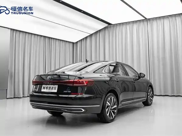 Volkswagen Passat 2023