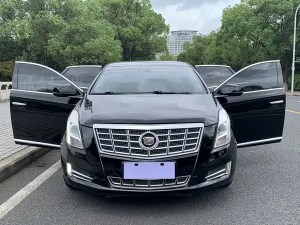Cadillac XTS 2014