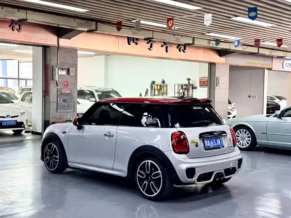 MINI JCW 2016