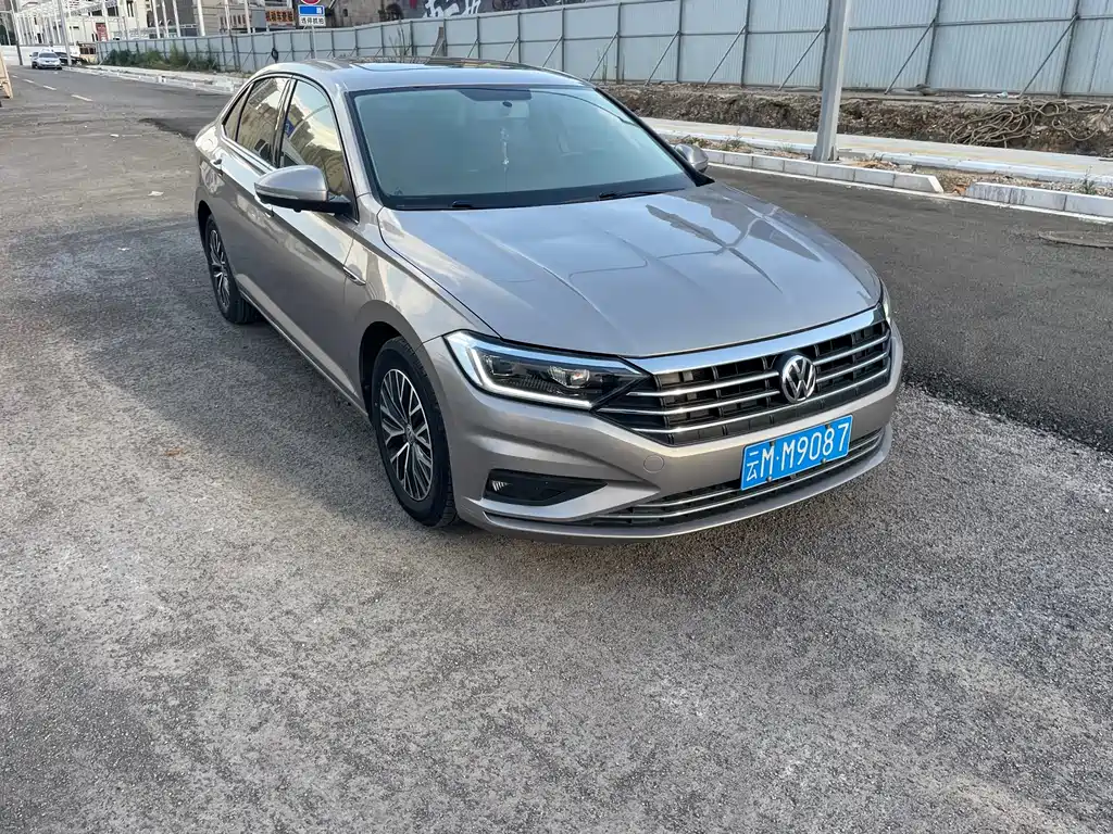 Volkswagen Sagitar 2020