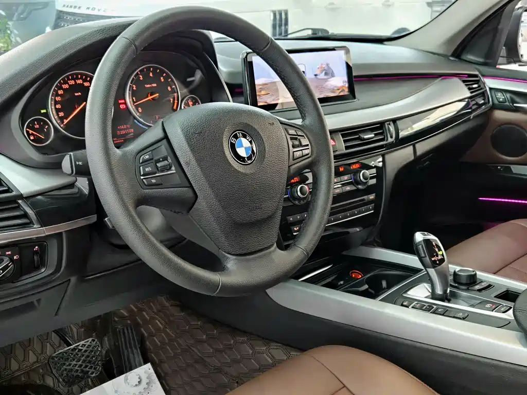BMW X5 2019 — фото 9