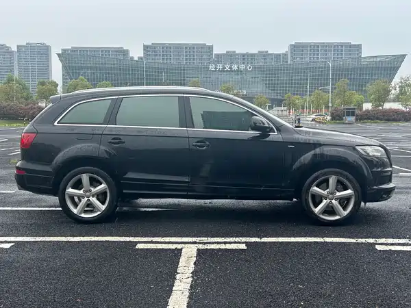 Audi Q7 2015