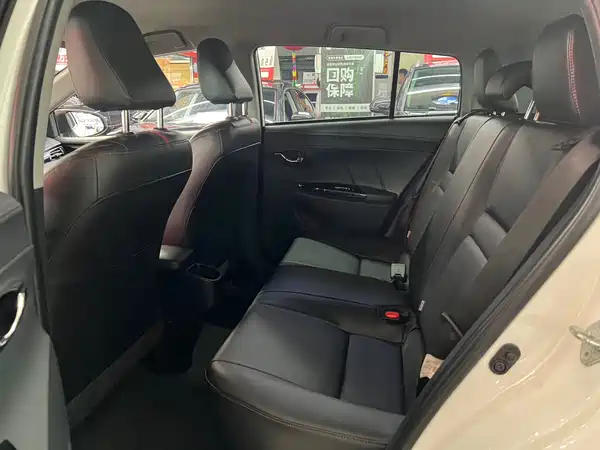 Toyota Yaris L 2023