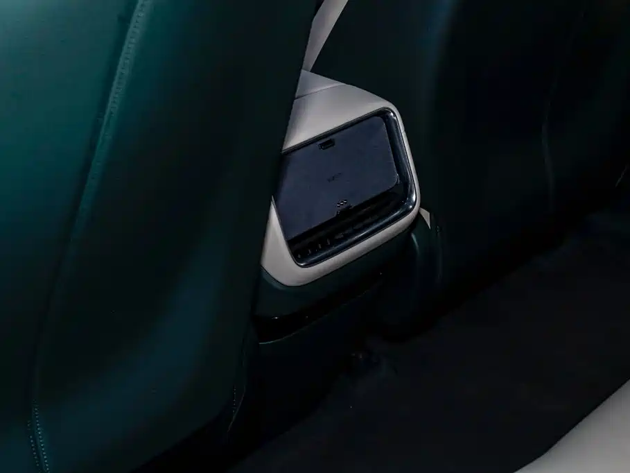 Xiaomi YU7 2025 — фото 11