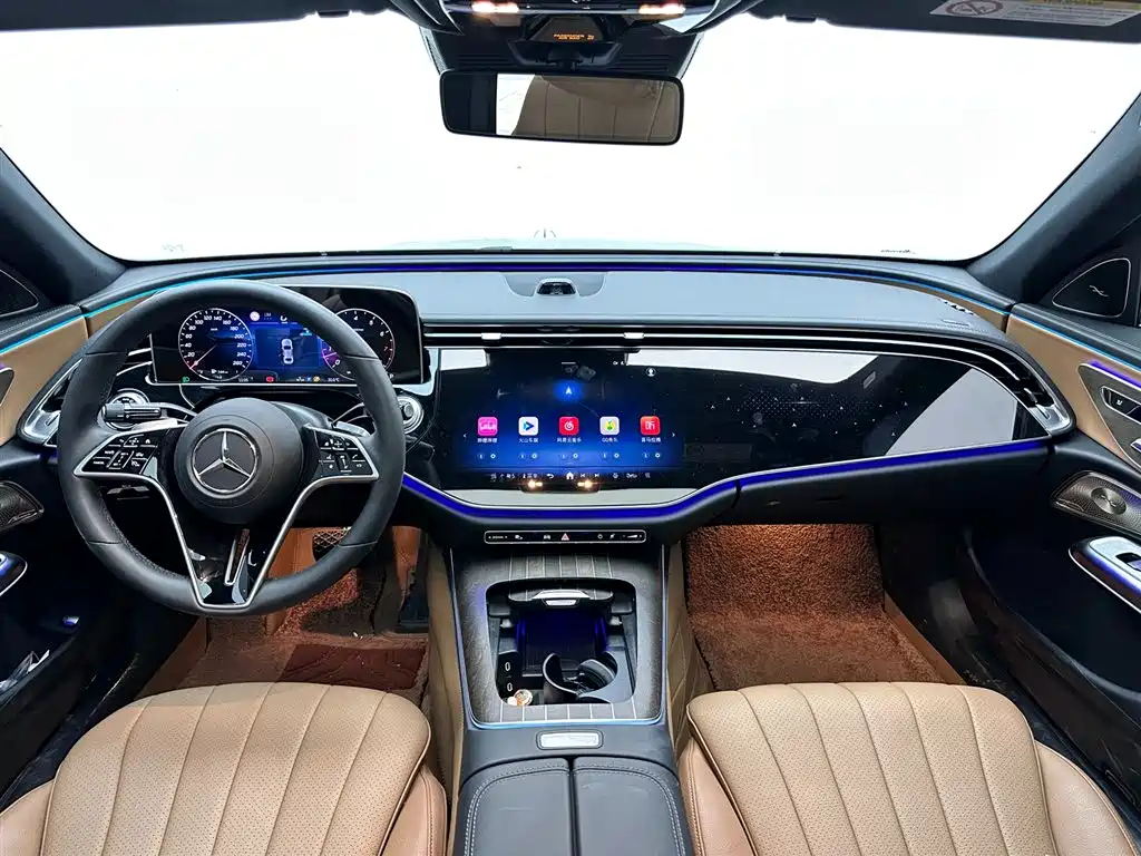 Mercedes-Benz E-Class 2024 — фото 10
