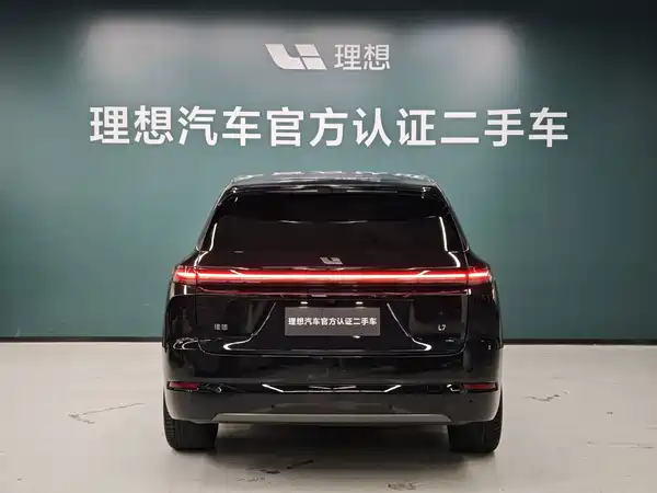 Li Auto L7 2025