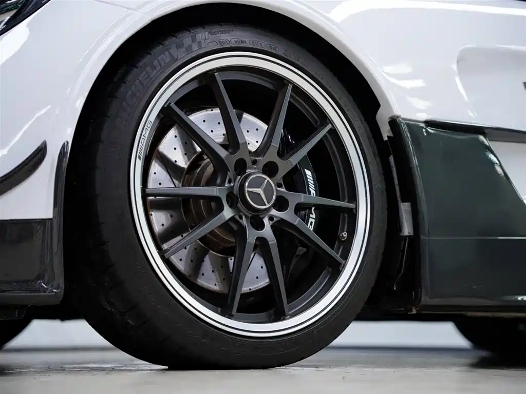 Mercedes-Benz AMG GT 2019 — фото 19