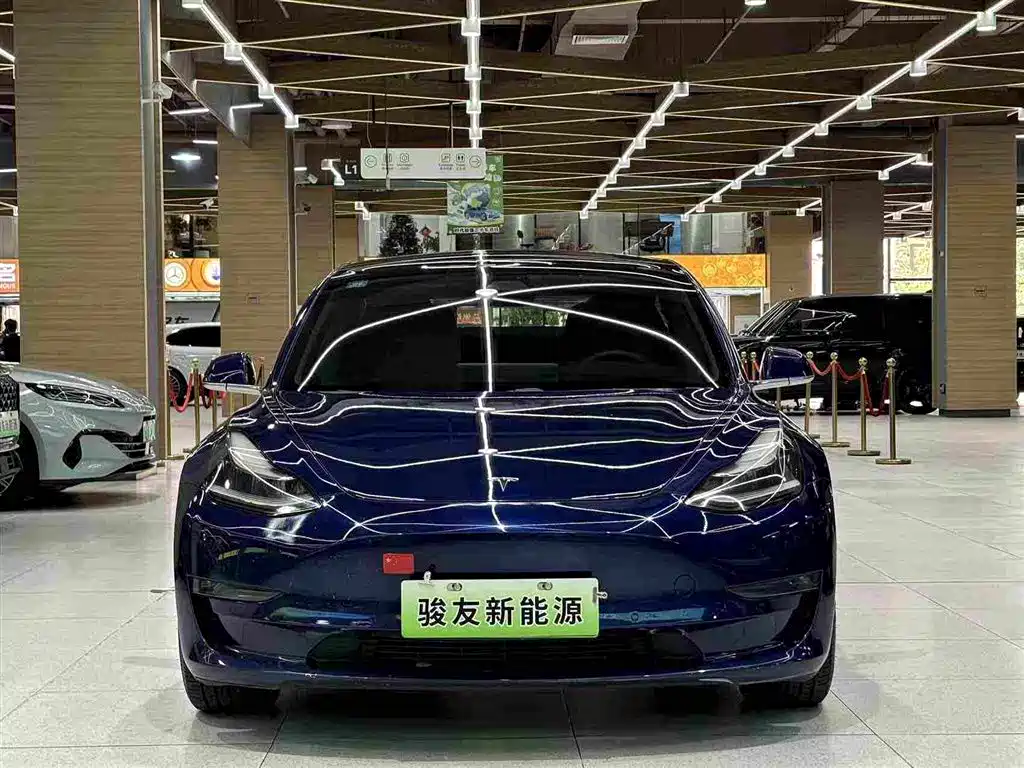 Tesla Model 3 2019 — фото 10