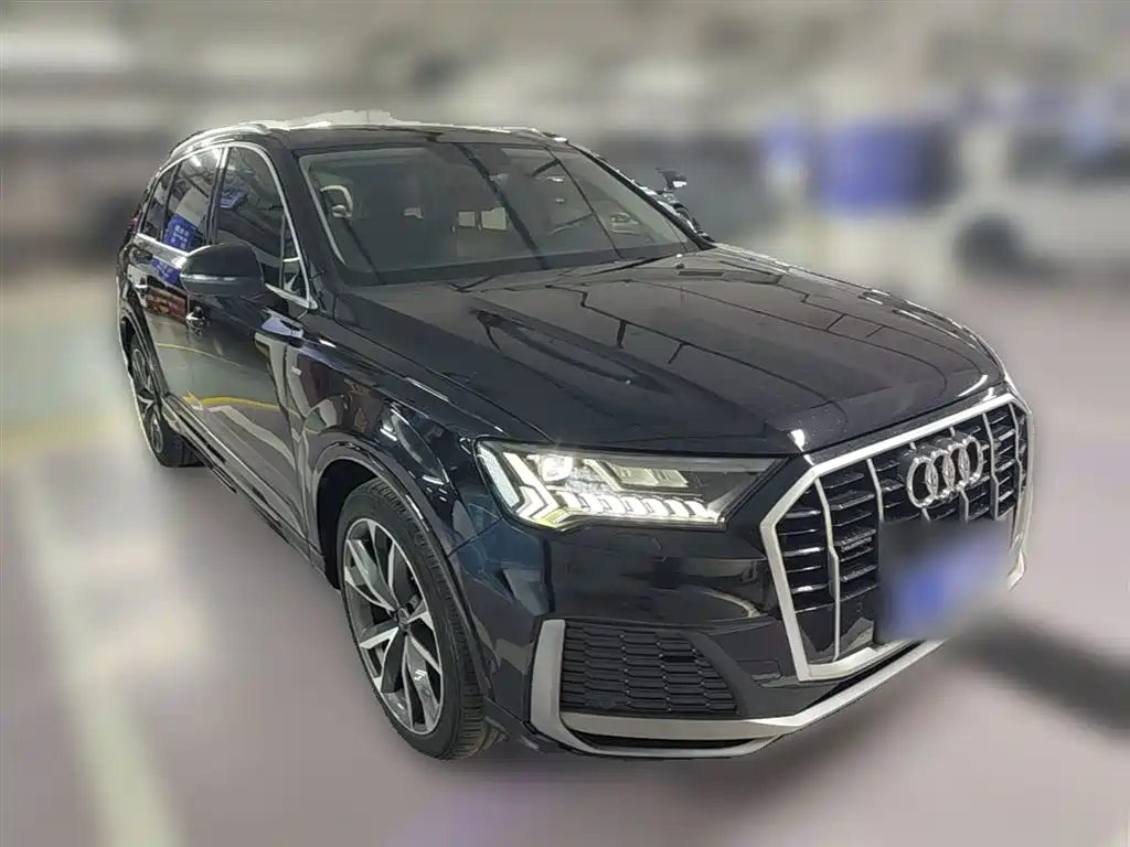 Audi Q7 2021 — фото 7