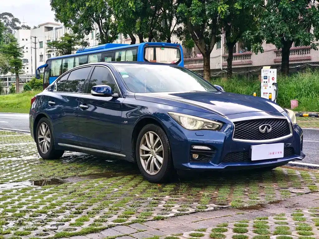 Infiniti Q50L 2016 — фото 4