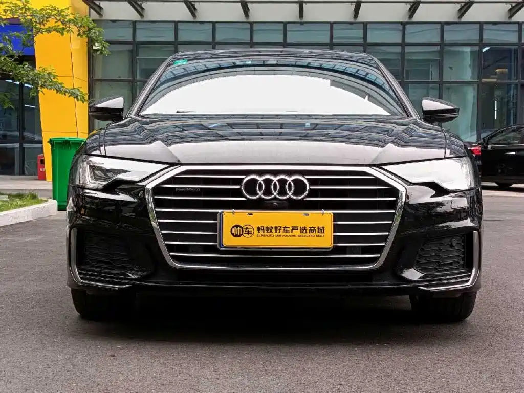 Audi A6L 2022