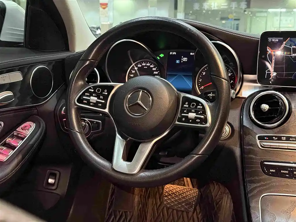 Mercedes-Benz C-Class 2018 — фото 11