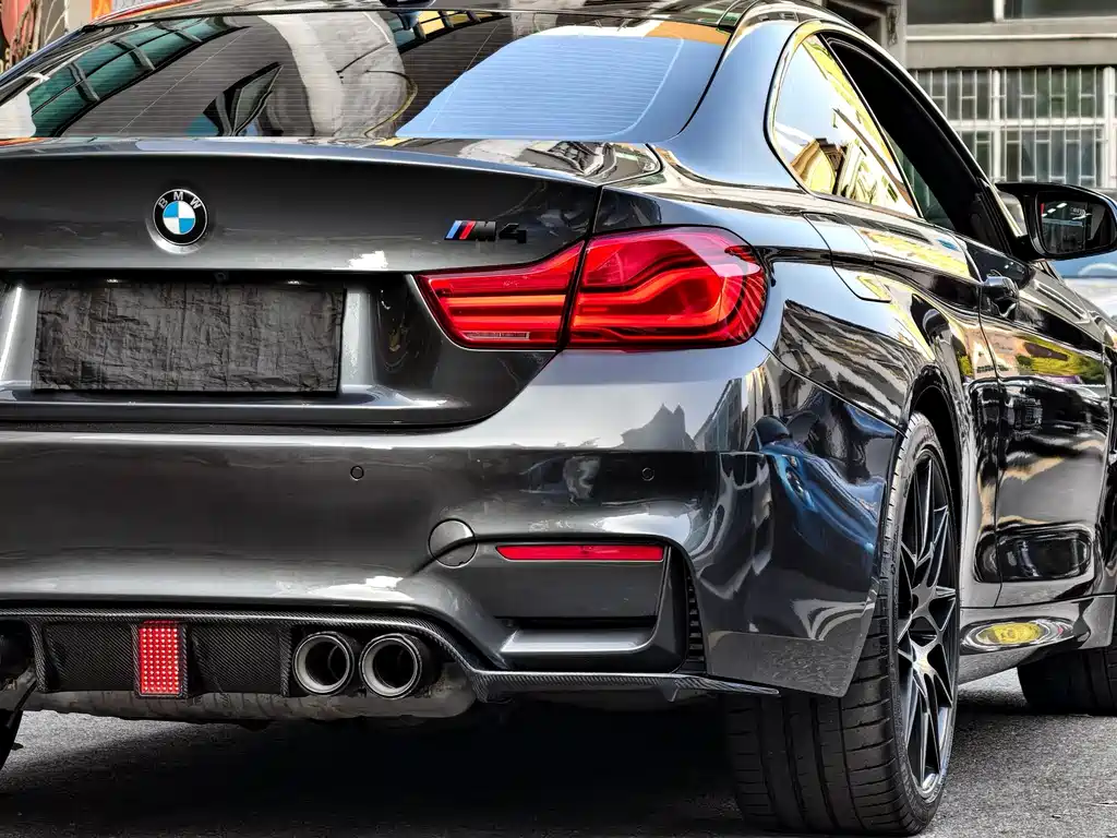 BMW M4 2019 — фото 12