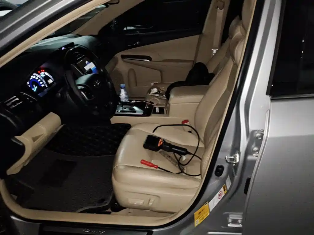 Toyota Camry 2016 — фото 11