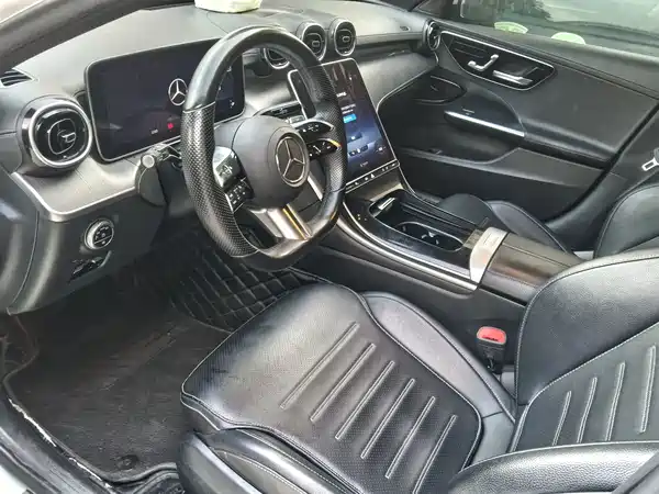 Mercedes-Benz C-Class 2022