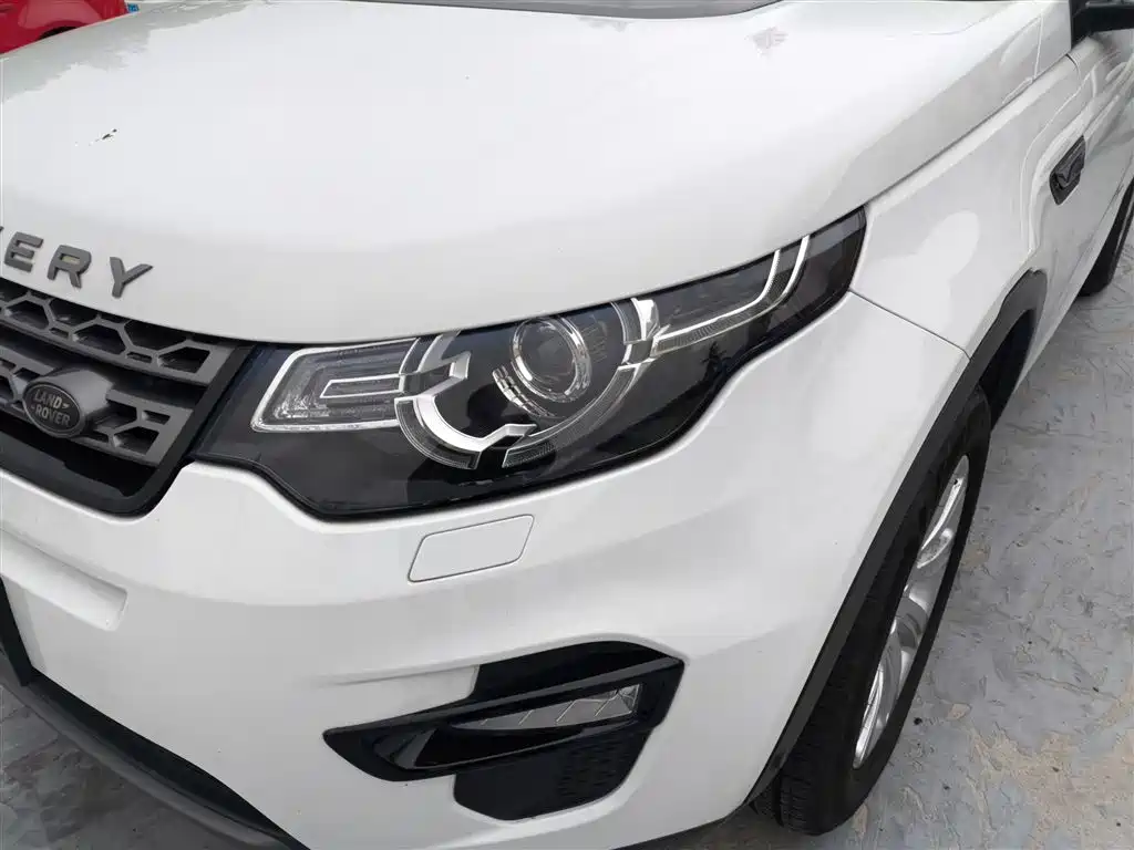 Land Rover Discovery Sport 2019 — фото 18