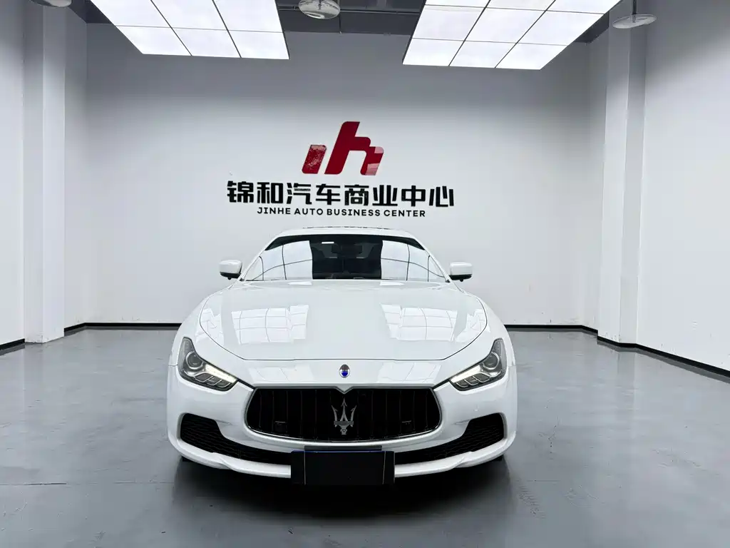 Maserati Ghibli 2015 — фото 1