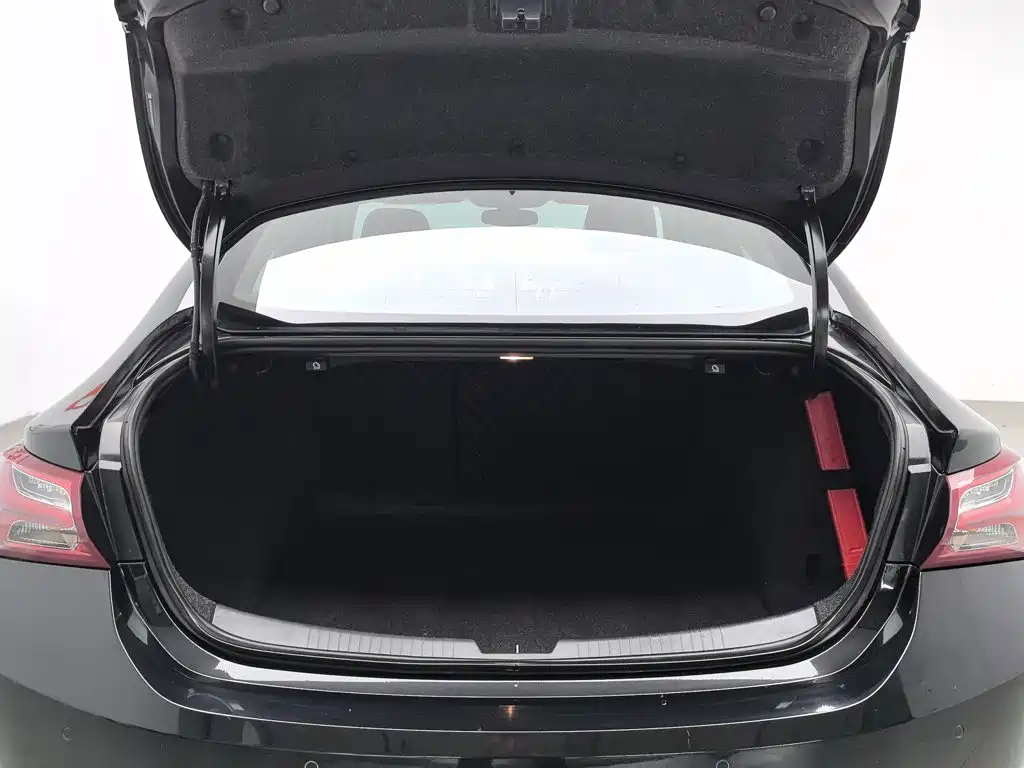 Chevrolet Malibu XL 2023 — фото 16