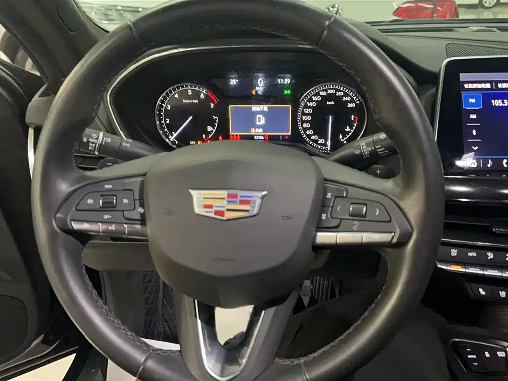 Cadillac CT5 2023 — фото 19