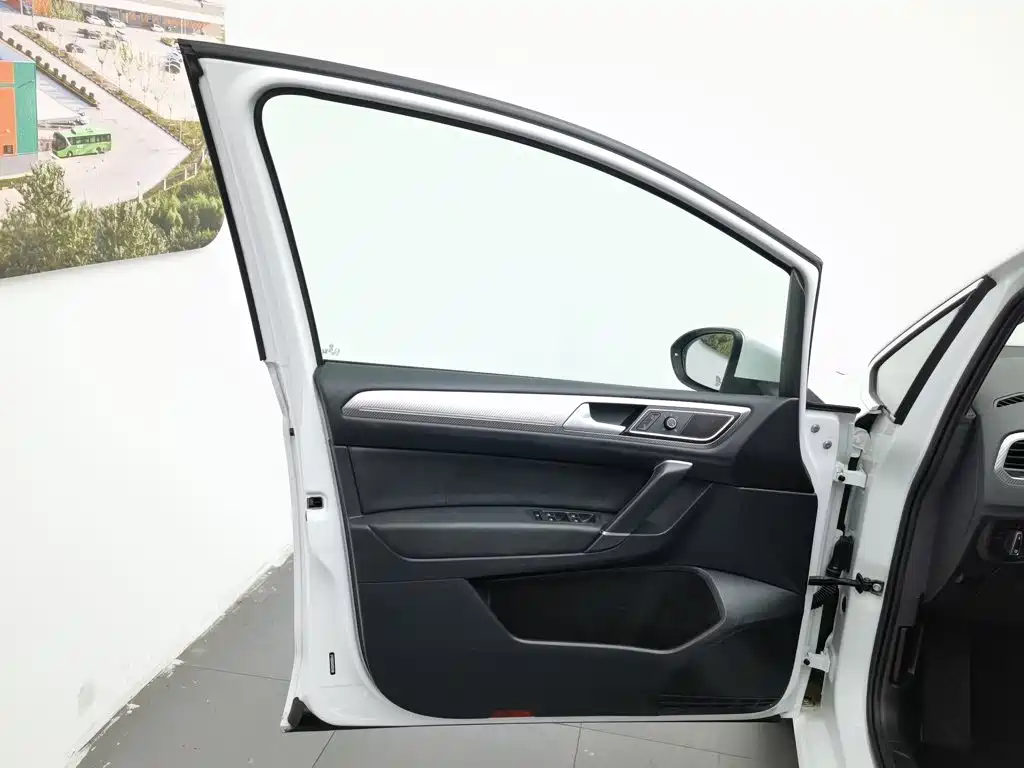 Volkswagen Golf Jialu 2019 — фото 8