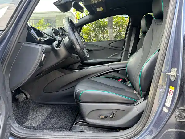 BYD Dolphin 2023