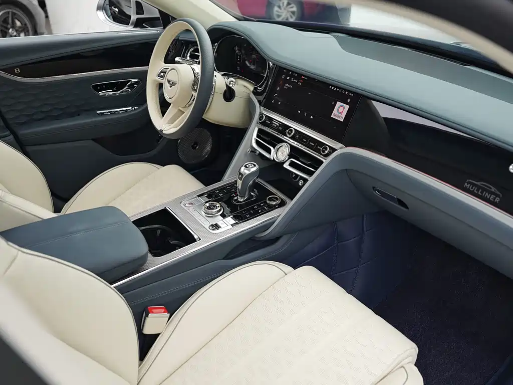 Bentley Flying Spur PHEV 2025 — фото 11