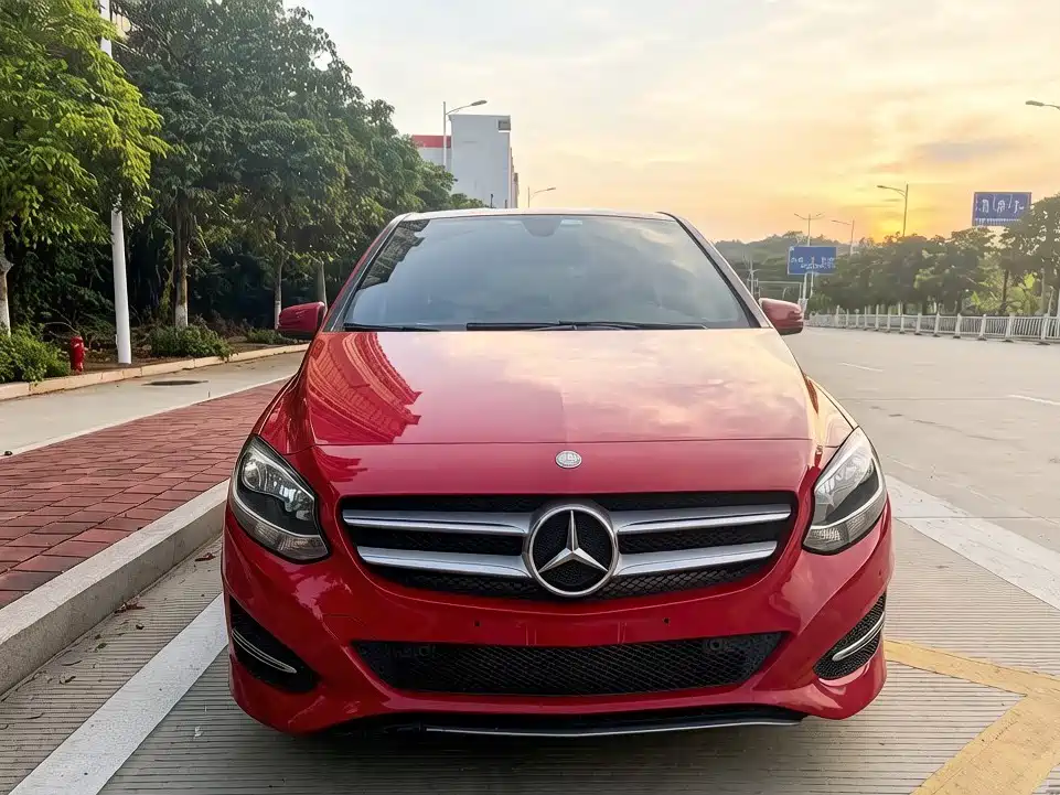Mercedes-Benz B-Class 2016 — фото 2