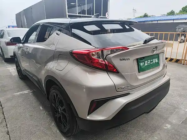 Toyota C-HR 2021