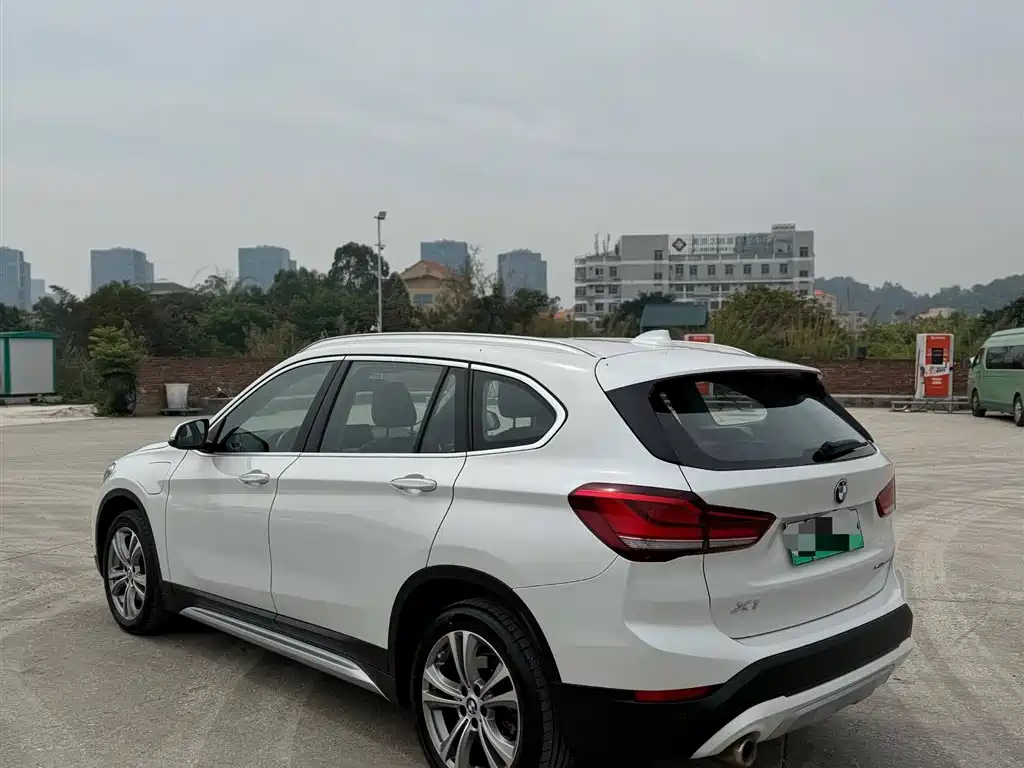 BMW X1 2020 — фото 6