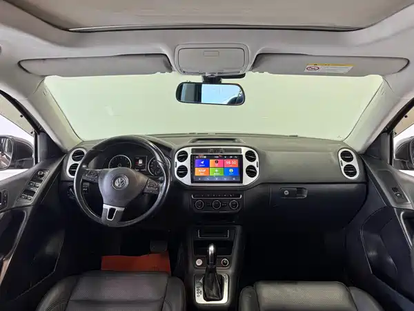 Volkswagen Tiguan 2015