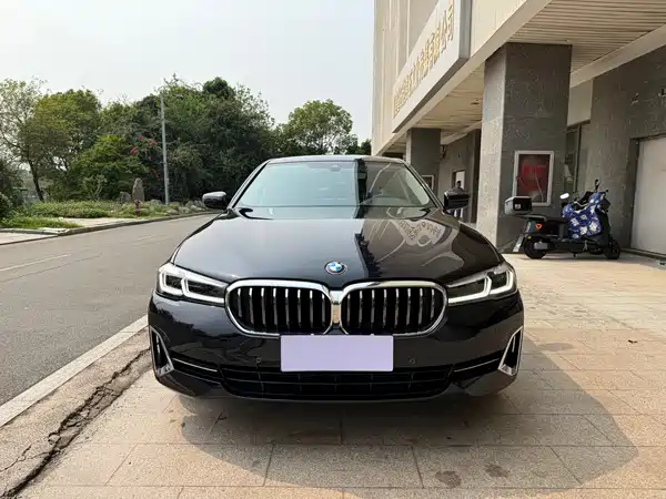 BMW 5 Series 2022