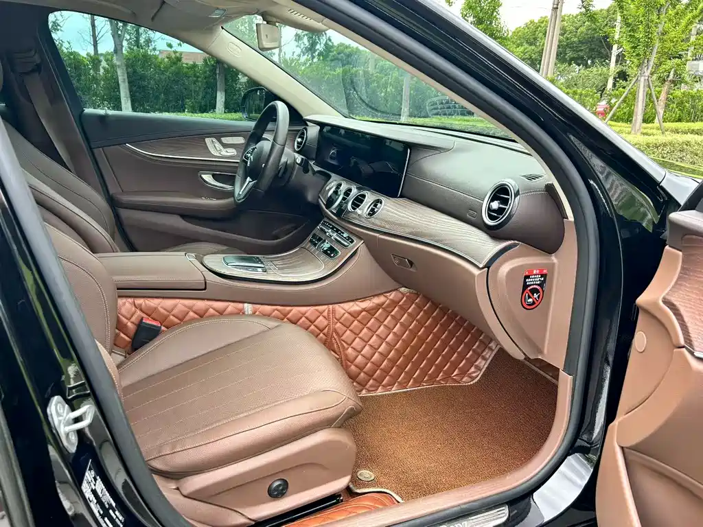 Mercedes-Benz E-Class 2020 — фото 5
