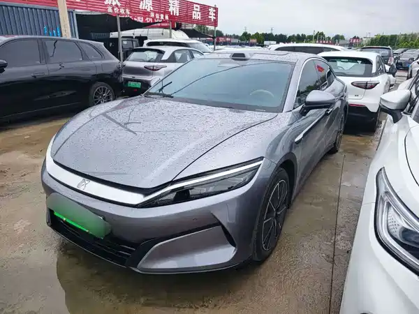 BYD Han L 2025