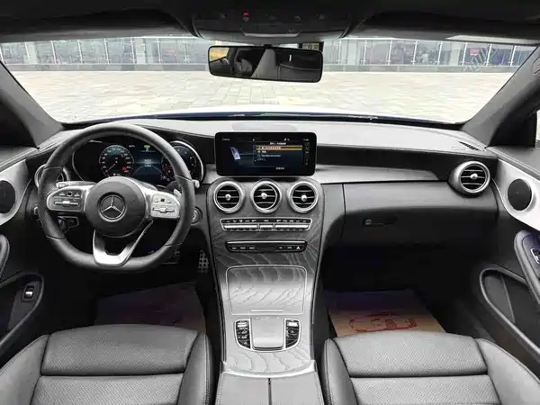 Mercedes-Benz C-Class 2020