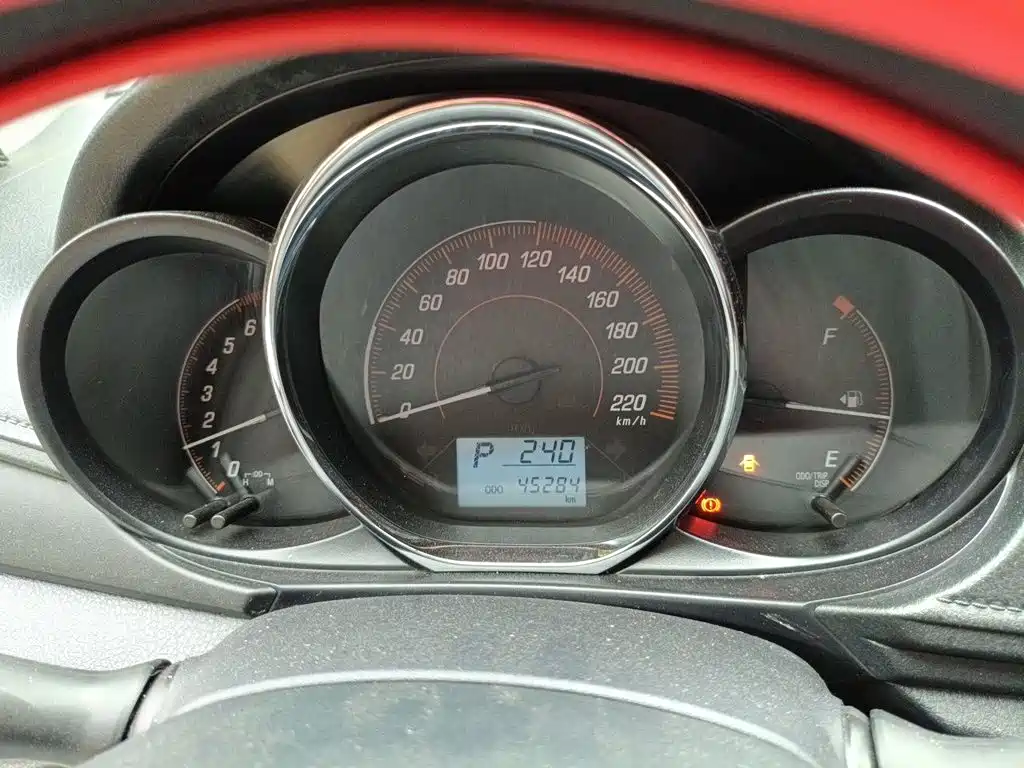 Toyota Yaris L 2020