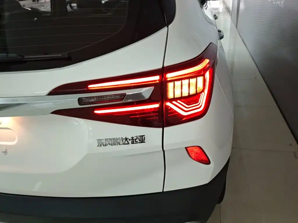 Kia KX3 2020 — фото 8