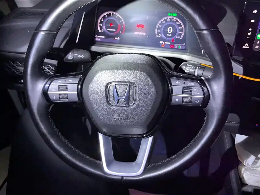 Honda Accord 2024 — фото 15