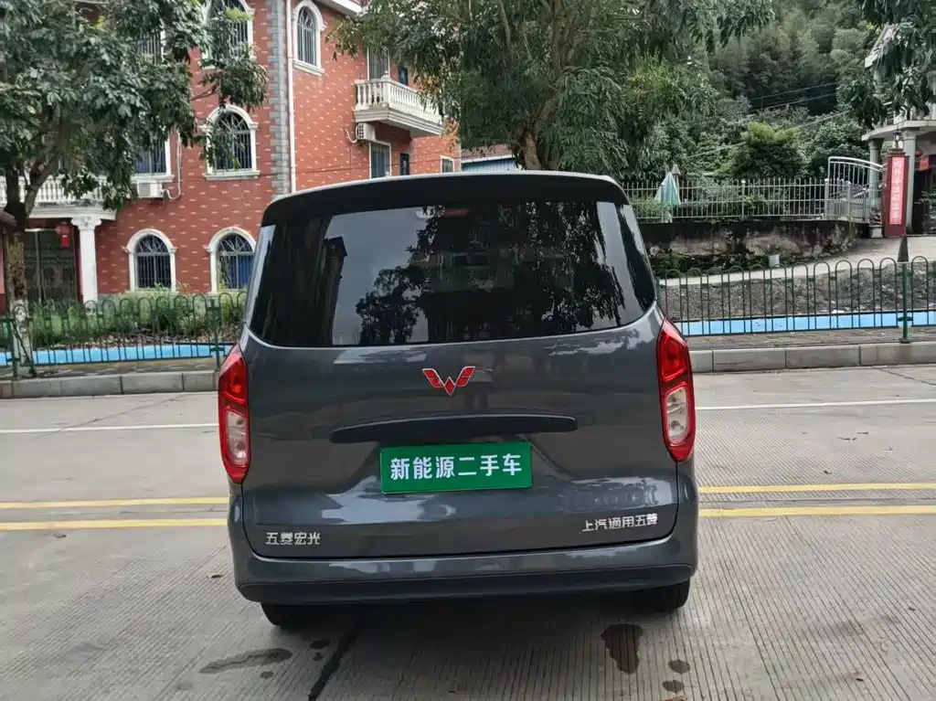 Wuling Hongguang New Energy 2025 — фото 15
