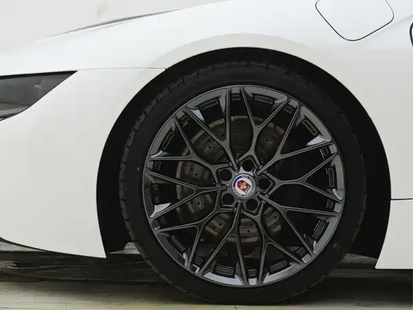 BMW i8 2017