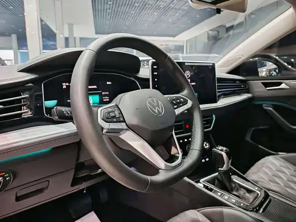 Volkswagen Sagitar 2025