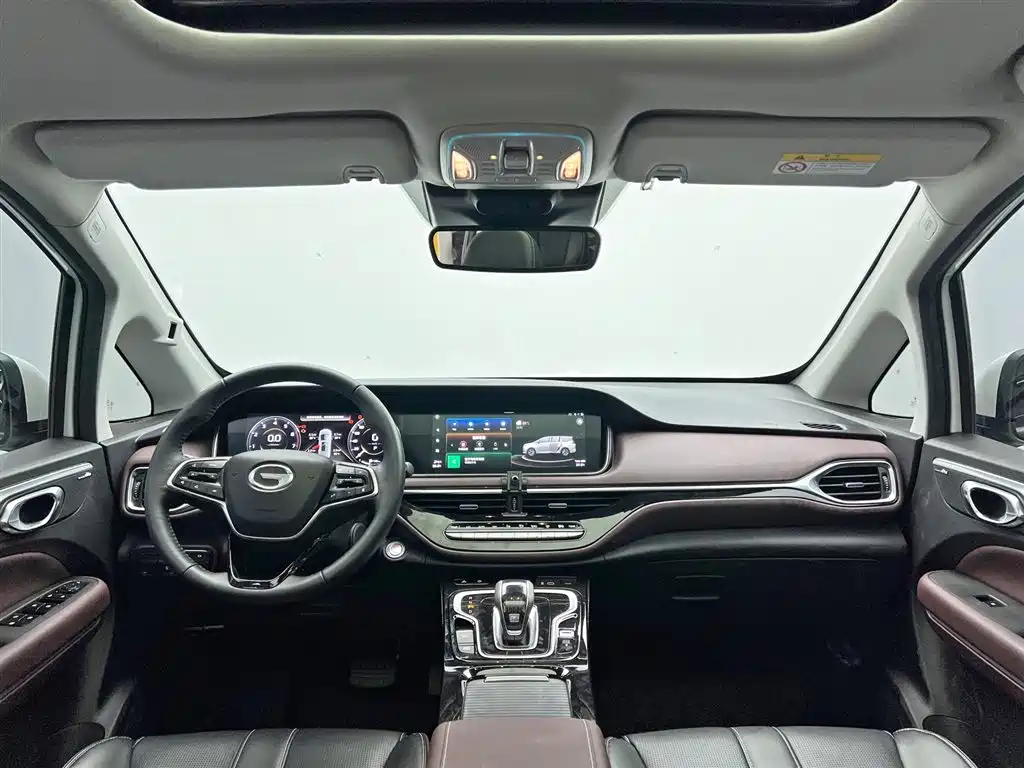 GAC Trumpchi M6 2023 — фото 25
